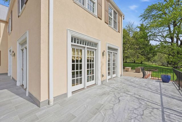 73 Stonedale ROAD, Sewickley Heights, PA 15143