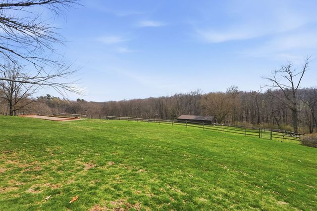 73 Stonedale ROAD, Sewickley Heights, PA 15143