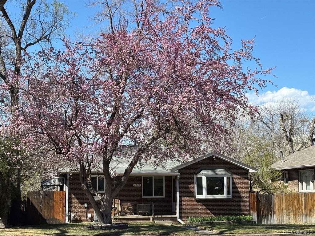 1439 S University Boulevard, Denver, CO 80210