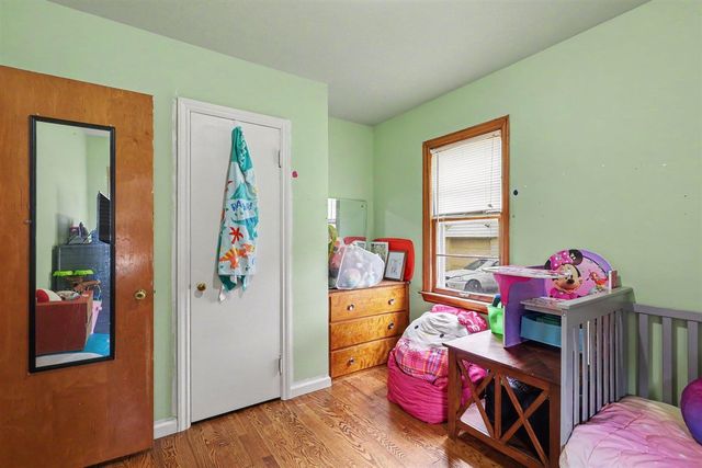 2121 Collingwood Avenue, Wyoming, MI 49519
