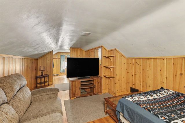 2121 Collingwood Avenue, Wyoming, MI 49519