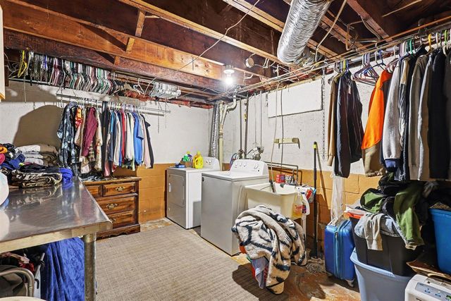 2121 Collingwood Avenue, Wyoming, MI 49519