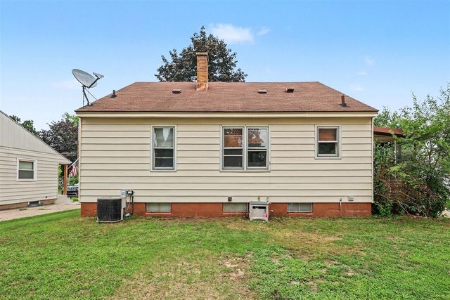 2121 Collingwood Avenue, Wyoming, MI 49519