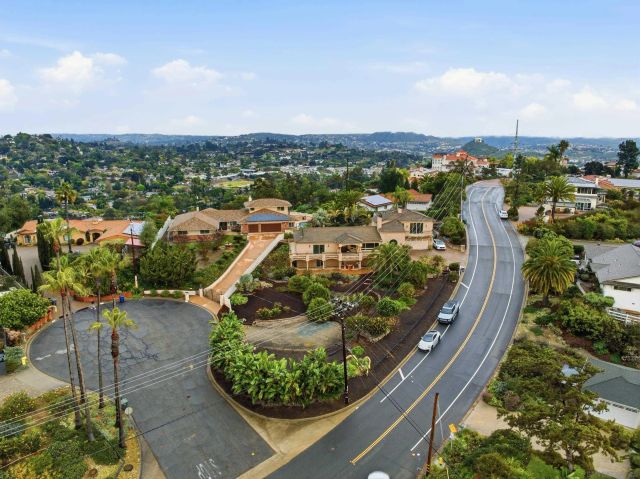 11020 Explorer Road, La Mesa, CA 91941