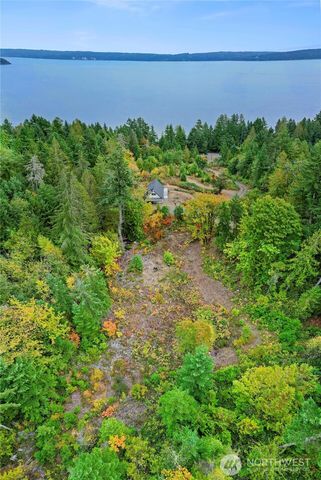 304292 Highway 101, Brinnon, WA 98320