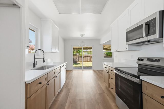 9510 Bismark Pl, Stockton, CA 95209
