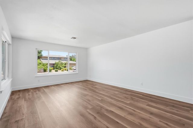 9510 Bismark Pl, Stockton, CA 95209