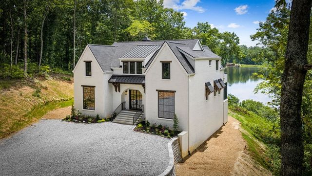 363 Pinnacle Drive, Ellijay, GA 30540