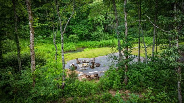363 Pinnacle Drive, Ellijay, GA 30540
