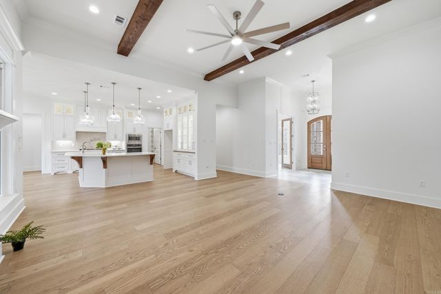 1645 Nantucket, Conway, AR 72034
