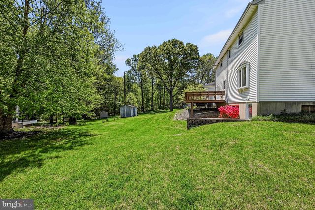 13 CHAPEL HILL DR, Newark, DE 19711