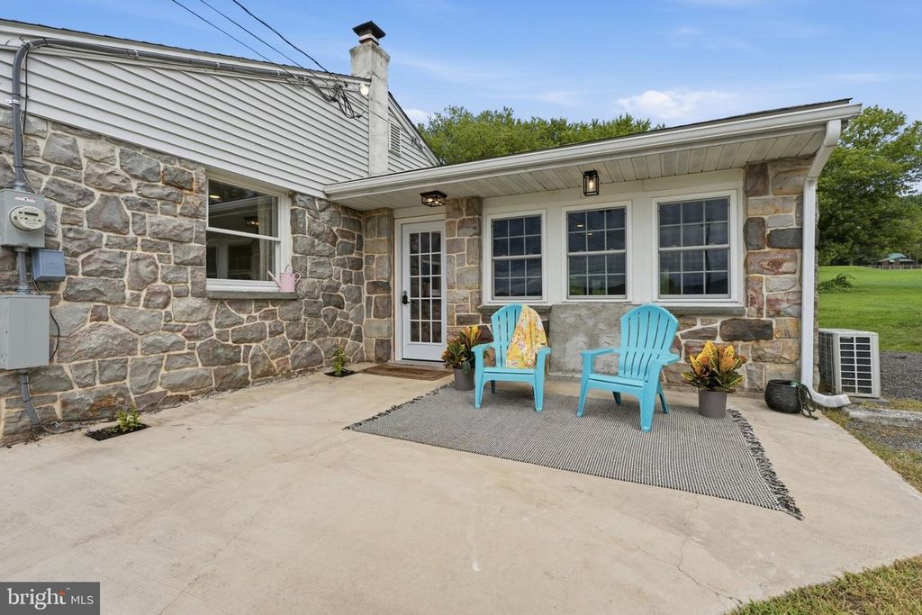 1848 S KEIM ST, POTTSTOWN, PA 19465 — photo 5