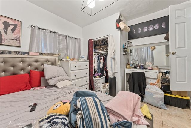 6118 S Main, Los Angeles, CA 90003