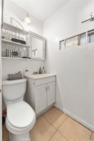 6118 S Main, Los Angeles, CA 90003