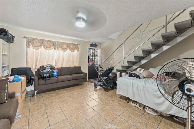 6118 S Main, Los Angeles, CA 90003