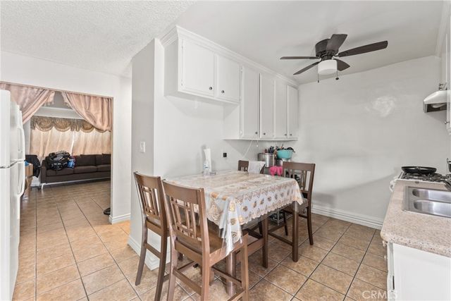 6118 S Main, Los Angeles, CA 90003