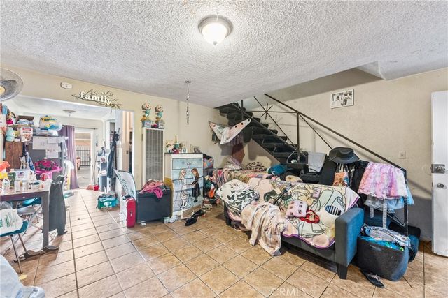 6118 S Main, Los Angeles, CA 90003
