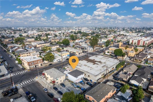 6118 S Main, Los Angeles, CA 90003