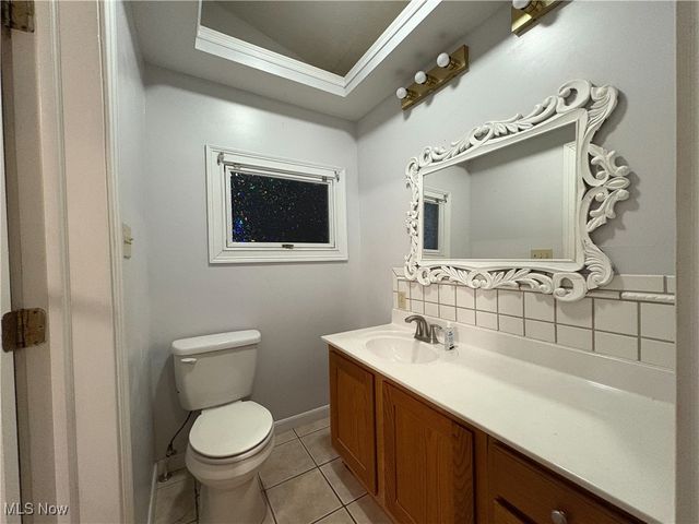 402 Hall Avenue, Barberton, OH 44203