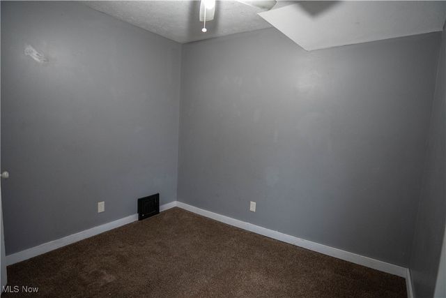 402 Hall Avenue, Barberton, OH 44203