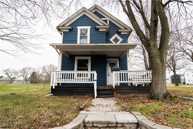 402 Hall Avenue, Barberton, OH 44203