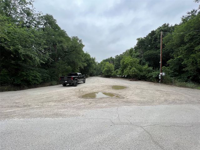 6900 Westcreek Circle, Fort Worth, TX 76133
