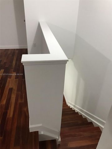 2821 NE 185th St 408, Aventura, FL 33180