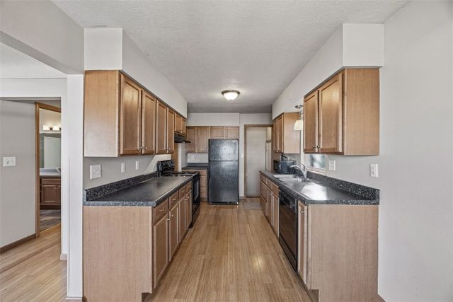 819 G Ave NW, Cedar Rapids, IA 52405