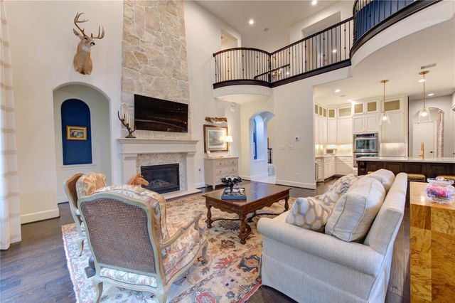 204 Anderson Ranch Lane, Friendswood, TX 77546