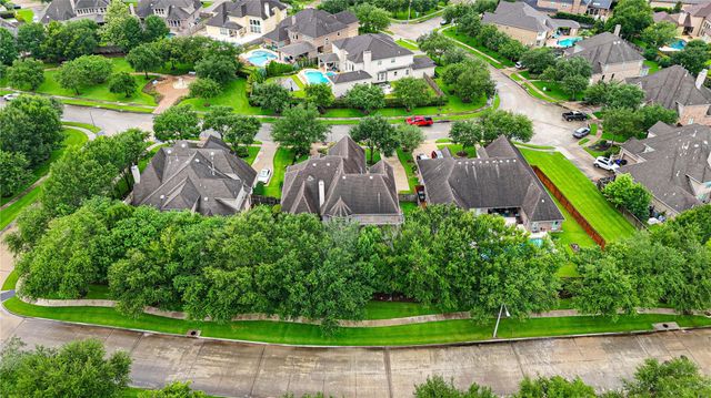 204 Anderson Ranch Lane, Friendswood, TX 77546