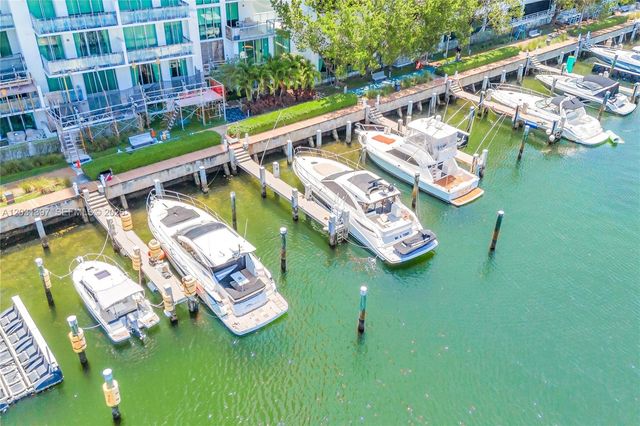 7928 E Dr 1804, North Bay Village, FL 33141