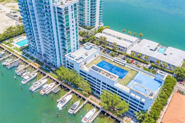 7928 E Dr 1804, North Bay Village, FL 33141