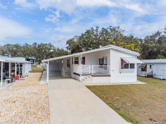 35005 FRASER STREET, Dade City, FL 33523