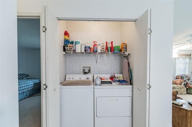 35005 FRASER STREET, Dade City, FL 33523