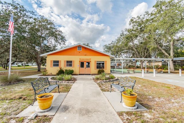 35005 FRASER STREET, Dade City, FL 33523