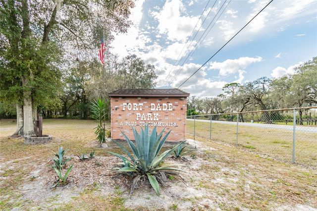 35005 FRASER STREET, Dade City, FL 33523
