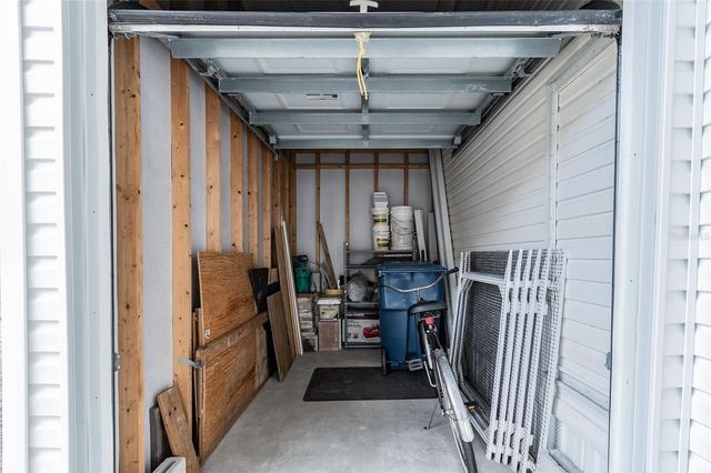 35005 FRASER STREET, Dade City, FL 33523