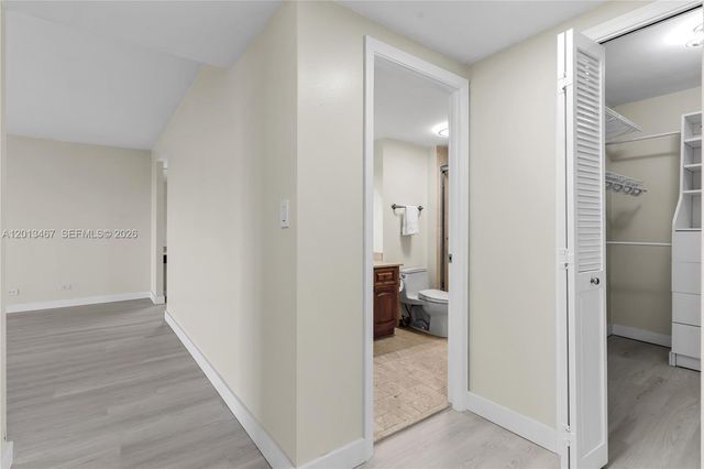 1800 NE 114th St 601, Miami, FL 33181