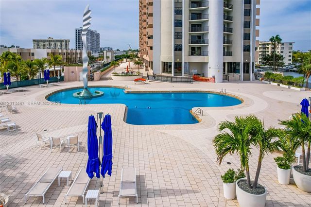 1800 NE 114th St 601, Miami, FL 33181