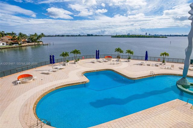1800 NE 114th St 601, Miami, FL 33181