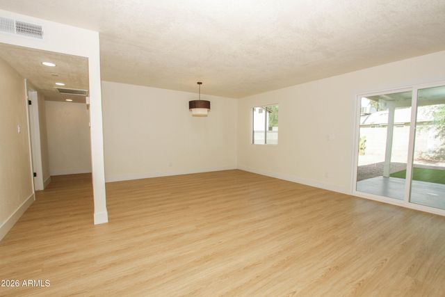 15811 N 23RD Street, Phoenix, AZ 85022