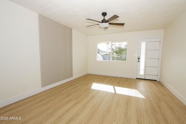 15811 N 23RD Street, Phoenix, AZ 85022