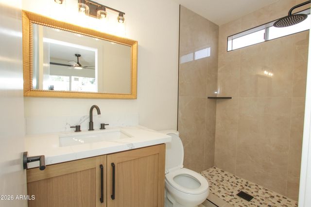 15811 N 23RD Street, Phoenix, AZ 85022