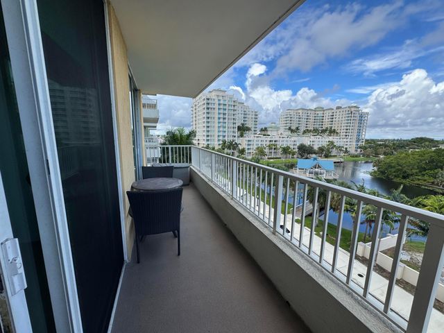 700 E Boynton Beach Boulevard 608, Boynton Beach, FL 33435