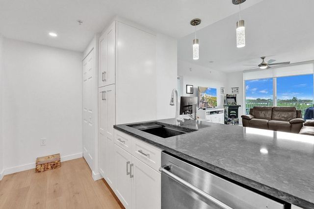 700 E Boynton Beach Boulevard 608, Boynton Beach, FL 33435