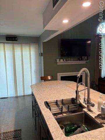 45125 Horseshoe Circle 52, Canton, MI 48187