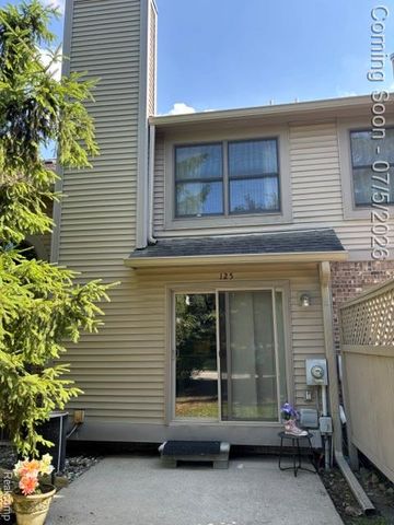 45125 Horseshoe Circle 52, Canton, MI 48187