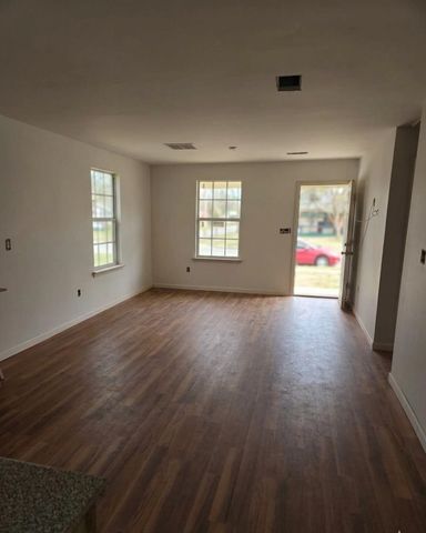1495 MAPLEWOOD ST, Memphis, TN 38108