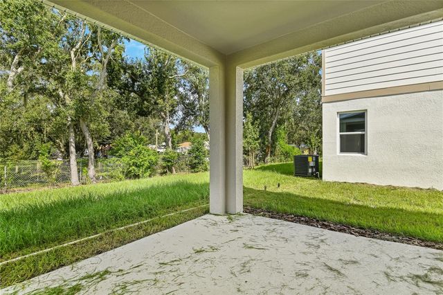 742 LAKE DELL AVENUE, Dundee, FL 33838