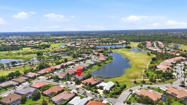 3323 LAKEVIEW LANE, North Port, FL 34287